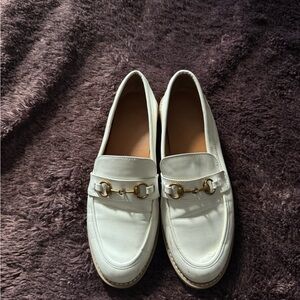A New Day Women’s Elegant White Loafers with Gold Accent Size 8.5